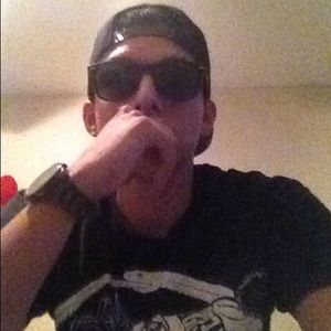 Meet your Posher, Genaro